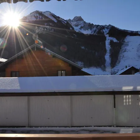 Multi Pass 3€/jour/pers - 2p Au Centre Du Village, 6 Pers, Balcon Sud, Parking, Non Fumeur - Fr-1-692-27 Apartment